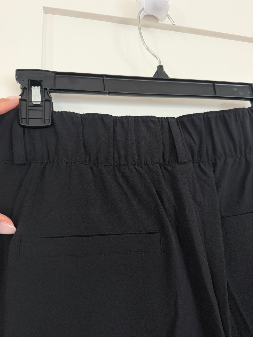 Alo Yoga High-Waist Dreamscape Trouser
Size Medium - Picture 11 of 12